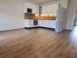 Pronájem bytu 2+kk, Praha - Dolní Chabry, Do rybníčků, 65 m2