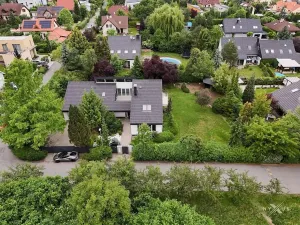 Pronájem rodinného domu, Dolní Břežany, V Úvozu, 420 m2