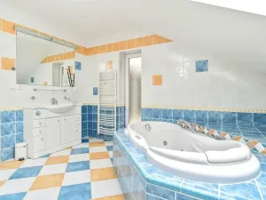 Pronájem rodinného domu, Dolní Břežany, V Úvozu, 420 m2