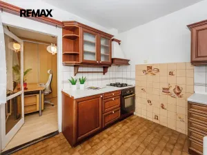 Prodej rodinného domu, Praha - Lipence, V roklích, 160 m2