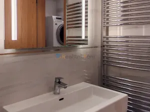 Pronájem bytu 1+kk, Praha - Smíchov, U Nikolajky, 39 m2