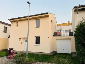 Pronájem rodinného domu, Praha - Uhříněves, Vlárská, 95 m2