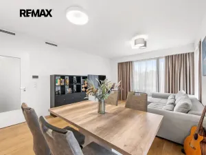 Pronájem bytu 2+kk, Praha - Strašnice, Ramonova, 58 m2