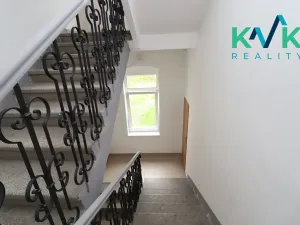 Pronájem bytu 3+1, Karlovy Vary, Šmeralova, 85 m2