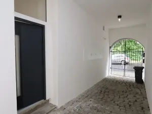 Pronájem bytu 3+1, Karlovy Vary, Šmeralova, 85 m2