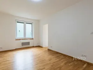 Pronájem bytu 1+1, Uherské Hradiště, Štefánikova, 36 m2