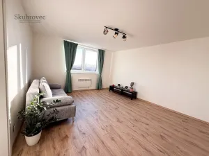 Pronájem bytu 3+kk, Nymburk, Komenského, 65 m2