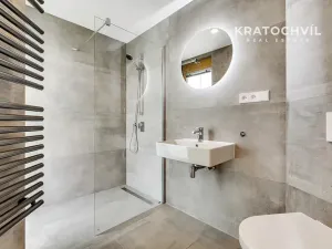 Prodej bytu 2+kk, Praha - Smíchov, Grafická, 70 m2