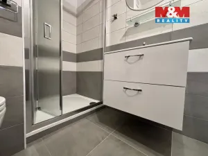 Pronájem bytu 1+1, Klatovy - Klatovy III, Zahradní, 40 m2