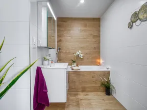 Pronájem bytu 2+1, Klášterec nad Ohří - Miřetice u Klášterce nad Ohří, Jana Ámose Komenského, 60 m2