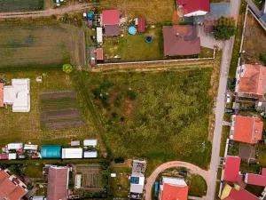 Prodej pozemku pro bydlení, Březí, Větrná, 918 m2