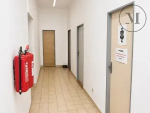Pronájem obchodního prostoru, České Budějovice, Chelčického, 12 m2