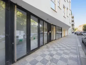 Pronájem kanceláře, Praha - Smíchov, Na Zatlance, 232 m2