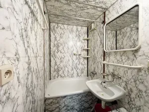 Prodej bytu 2+kk, Praha - Stodůlky, Klukovická, 44 m2