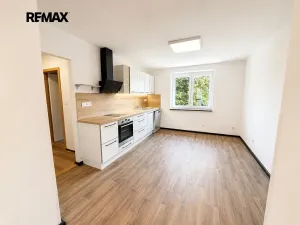 Prodej bytu 2+1, Slaný, Brožovského, 49 m2