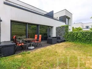 Pronájem rodinného domu, Praha - Jinonice, Nyklíčkova, 217 m2