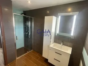 Pronájem rodinného domu, Vlkoš, 200 m2