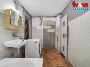 Prodej rodinného domu, Luže - Bělá, 220 m2