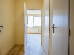 Pronájem bytu 1+kk, Praha - Záběhlice, Jahodová, 25 m2