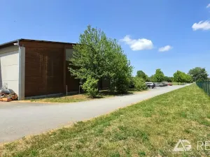 Prodej komerčního pozemku, Úžice, 68855 m2