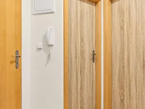 Prodej bytu 1+kk, Praha - Letňany, Ivančická, 34 m2