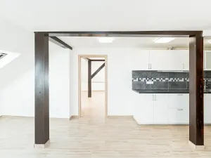 Pronájem bytu 2+kk, Praha, Pod hliništěm, 53 m2