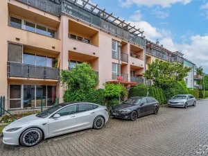 Prodej bytu 1+kk, Praha - Kbely, Pod Nouzovem, 34 m2
