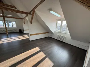 Pronájem kanceláře, Praha - Horní Počernice, Bystrá, 120 m2