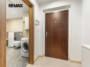 Prodej bytu 1+kk, Praha - Žižkov, Olšanská, 34 m2