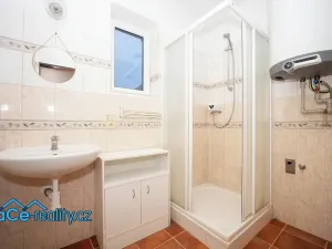 Prodej komerční nemovitosti, Slatina nad Zdobnicí, 572 m2