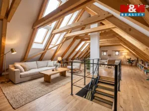 Prodej rodinného domu, Stříbřec - Mníšek, 211 m2