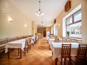 Pronájem restaurace, Mnichovo Hradiště, Jana Švermy, 290 m2