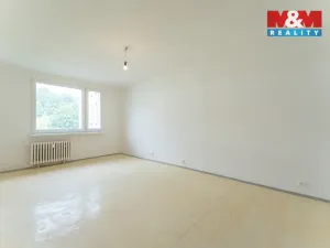 Prodej bytu 2+1, Desná - Desná II, Poštovní, 66 m2