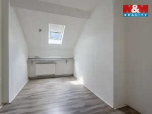 Pronájem bytu 3+kk, Nový Bor, Tržní náměstí, 92 m2