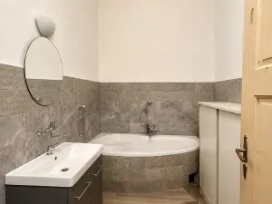 Prodej bytu 3+1, Cheb, Valdštejnova, 85 m2