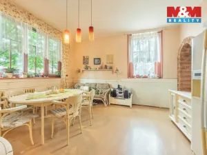Prodej rodinného domu, Sadská, Pístecká, 220 m2