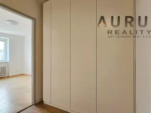 Pronájem bytu 3+1, Praha - Michle, Třeboňská, 74 m2