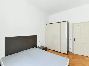 Prodej bytu 2+kk, Praha - Nové Město, Hálkova, 49 m2