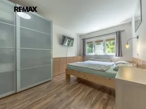 Prodej bytu 2+kk, Praha - Modřany, K Vystrkovu, 62 m2