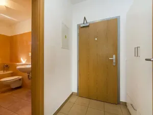 Pronájem bytu 2+kk, Praha - Holešovice, Varhulíkové, 53 m2