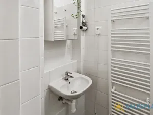 Prodej bytu 2+kk, Praha - Holešovice, Strojnická, 46 m2