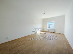 Pronájem bytu 2+kk, České Budějovice, 44 m2