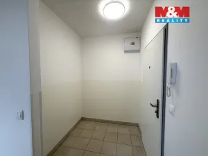 Pronájem bytu 2+kk, Hořice, Karla Kofránka, 37 m2