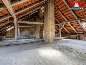 Prodej atypického bytu, Praha, Husitská, 126 m2