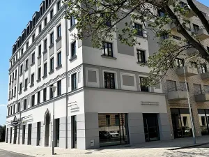 Pronájem garážového stání, Brno, Opuštěná, 13 m2