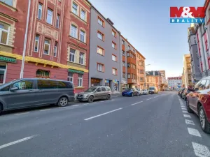 Pronájem bytu 3+1, Cheb, Valdštejnova, 86 m2