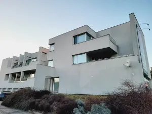 Pronájem bytu 2+kk, Kroměříž, 69 m2