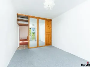 Pronájem bytu 2+kk, Praha - Kbely, Luštěnická, 49 m2