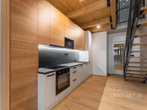 Pronájem bytu 3+kk, Praha - Vysočany, Kolbenova, 65 m2