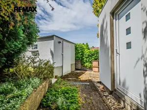Prodej rodinného domu, Hřebeč, V háji, 165 m2